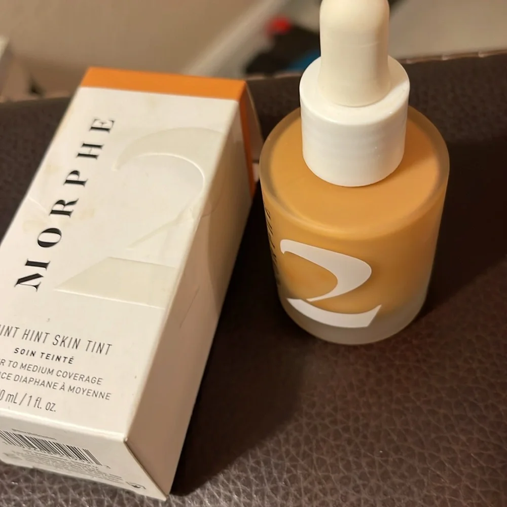 Morphe (2). Skin Tint